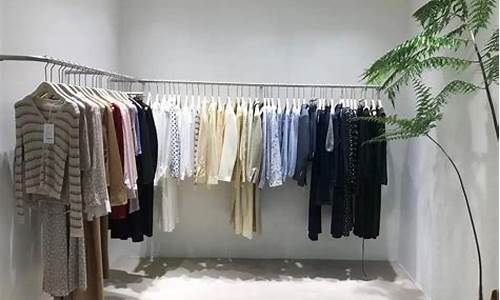 初次开服装店怎么拿货_初次开服装店怎么拿